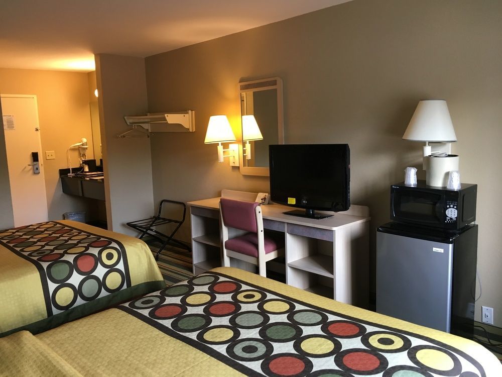 Super 8 By Wyndham Vicksburg Motel Buitenkant foto